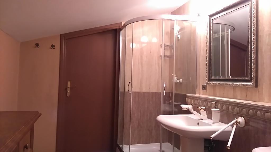 Villa Podkowa Podkowa Leśna Exteriör bild