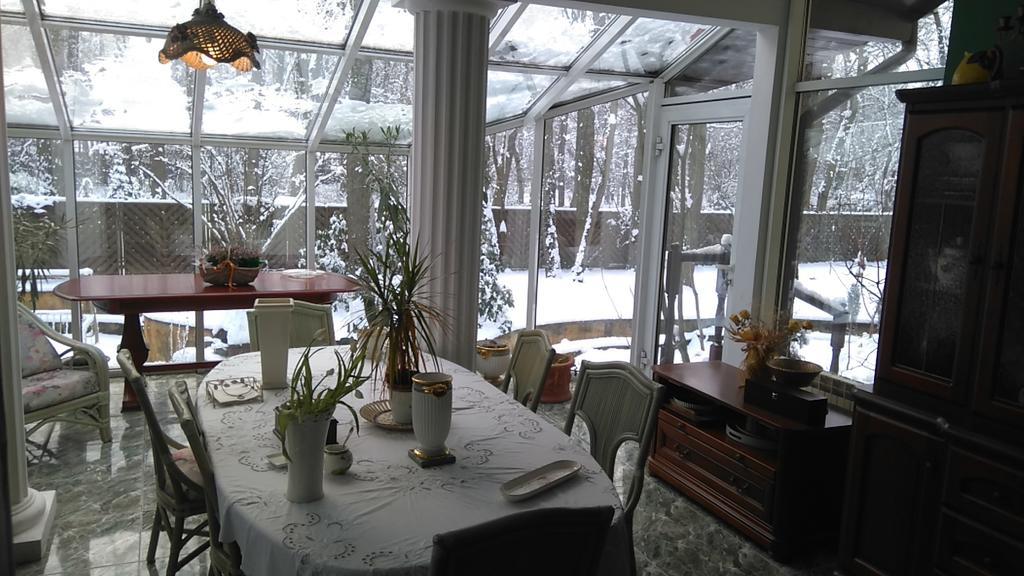 Villa Podkowa Podkowa Leśna Exteriör bild